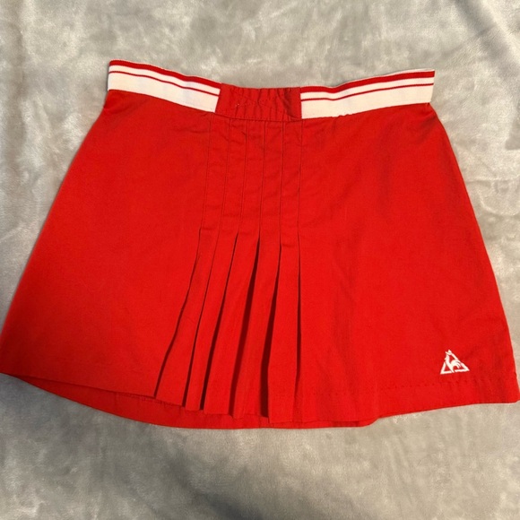 Le Coq Sportif Vintage Tennis Skirt – Rare Red Pleated Athletic Skort (Size 12)‎ - Picture 1 of 7